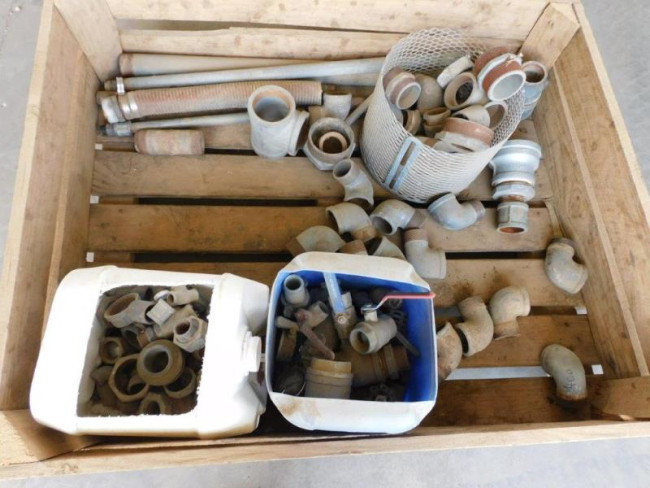 103 Galvanised Pipe Fittings