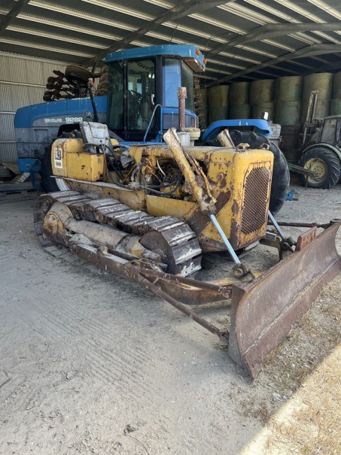 35 Caterpillar dozer D4D