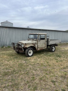 52 Landcruiser old paddock Unreg 1